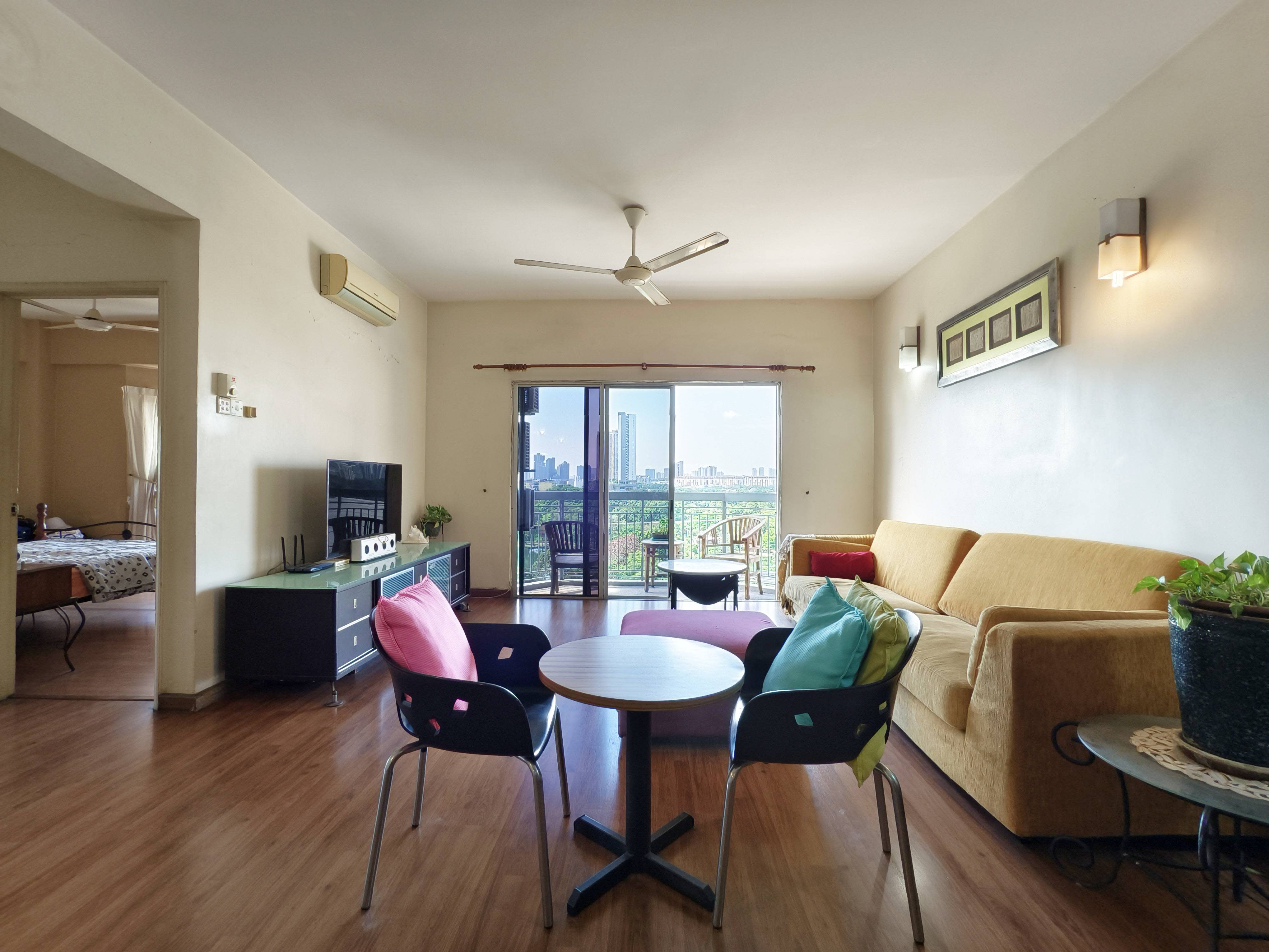 Tiara Kelana Condominium B Tiara Kelana Condominium Jalan SS 7/17 SS7 Petaling Jaya Selangor Malaysia Zip 47301 Petaling Jaya Selangor