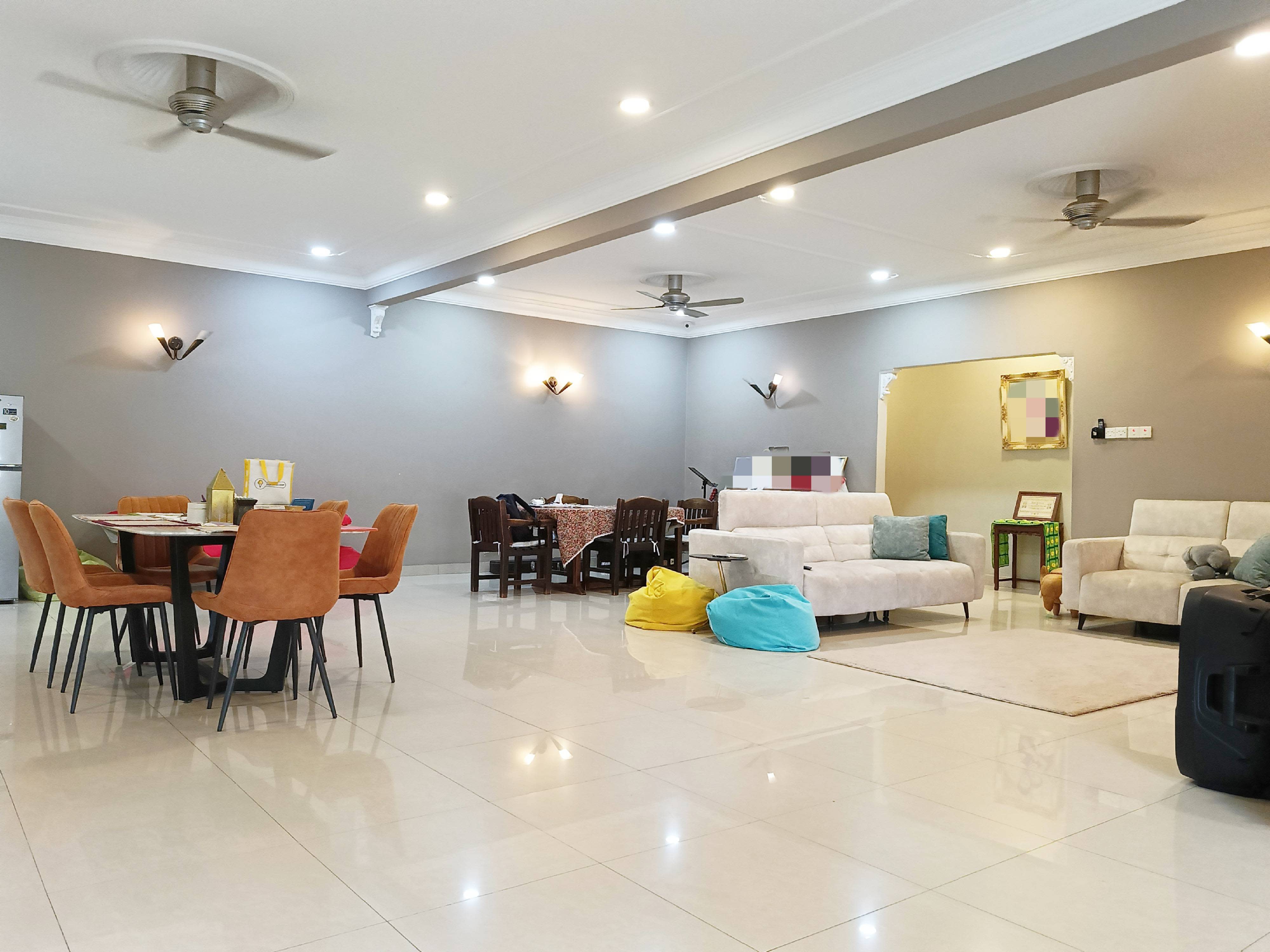 Kampung Tunku Kampung Tunku Petaling Jaya Selangor Malaysia Zip 47300 Petaling Jaya Selangor