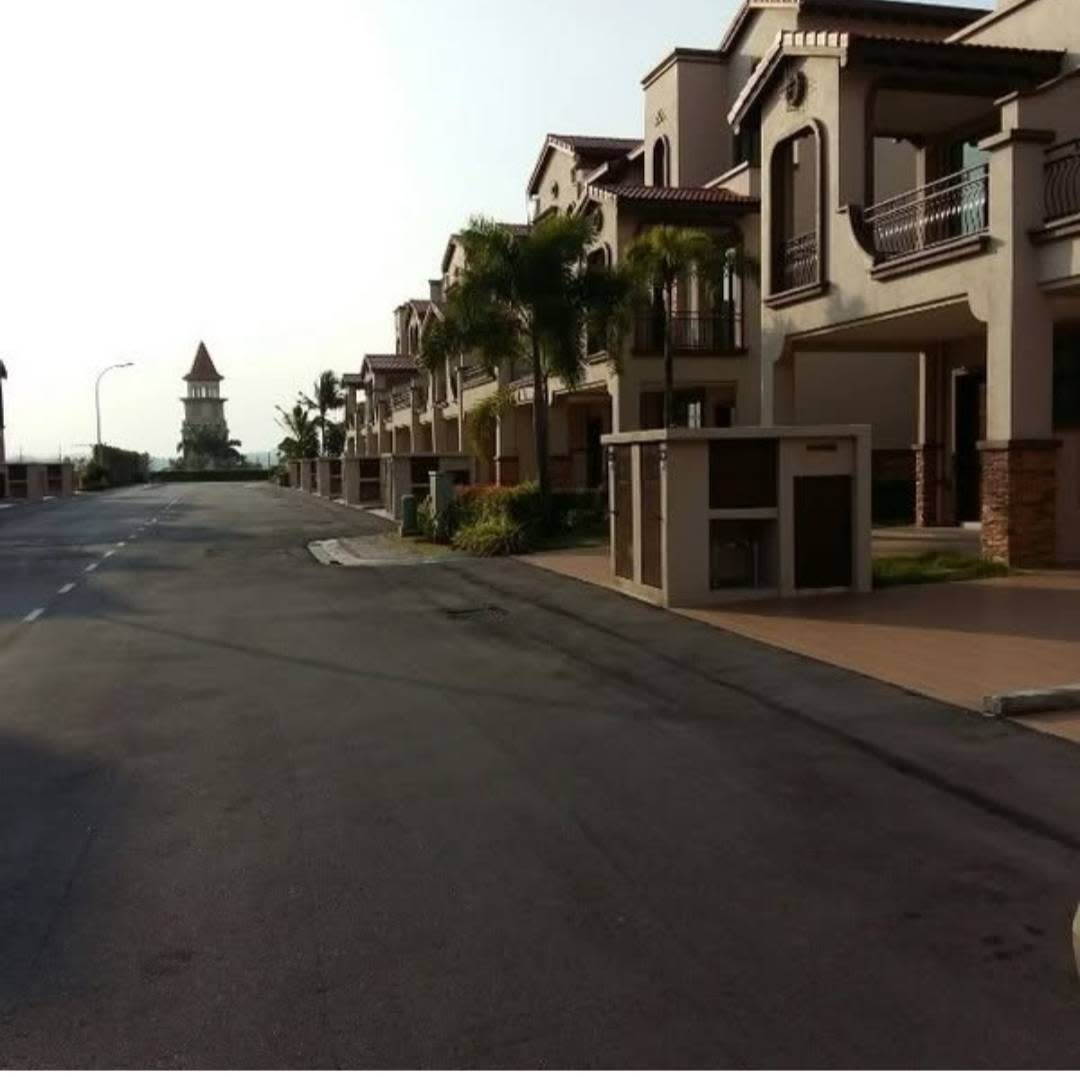Diamond Residence Carnation Diamond Residence Carnation Diamond Residence Carnation Jalan Diamond 1 Semenyih Selangor Malaysia Zip 43500 Semenyih Selangor