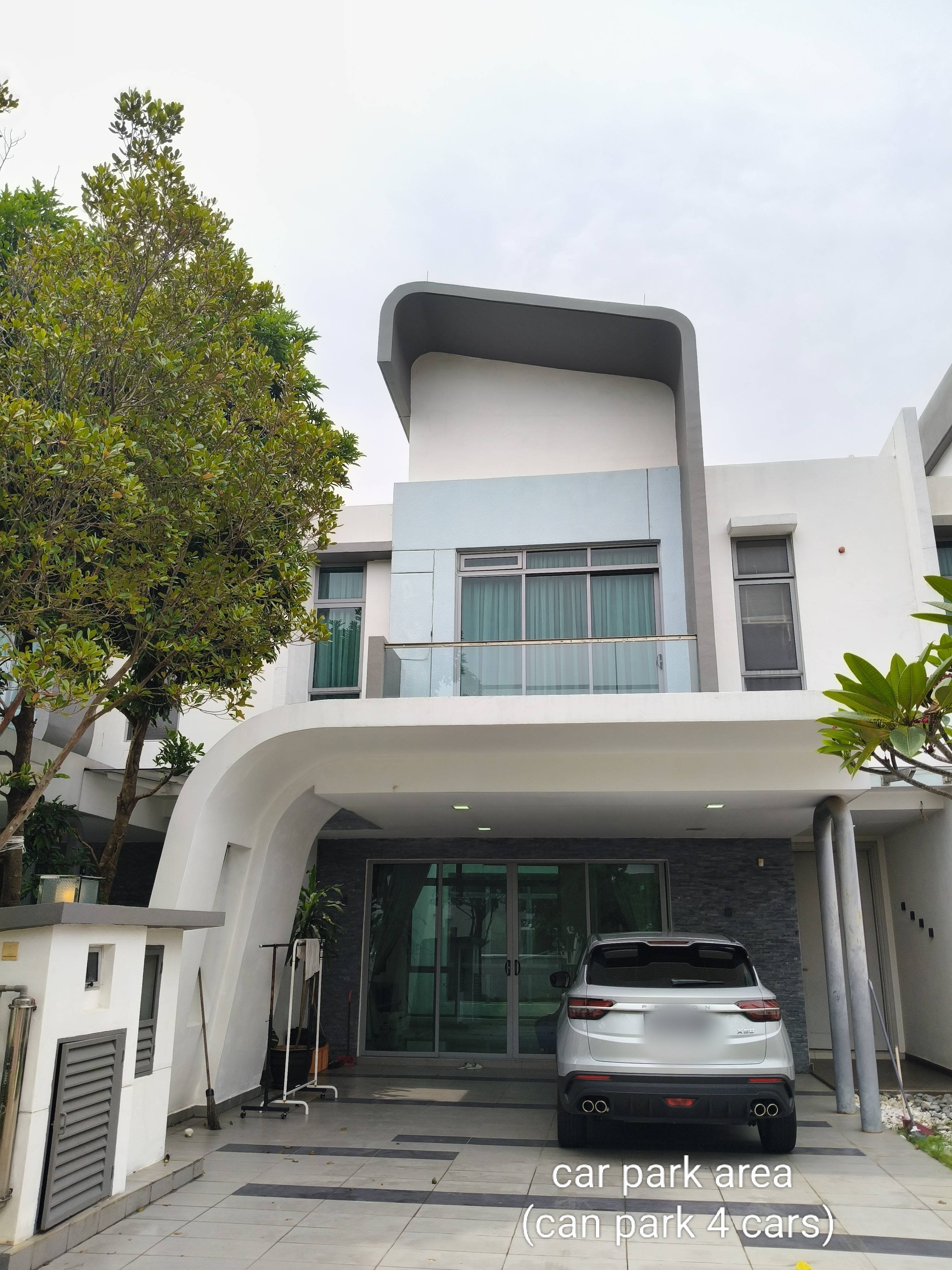 18 Jalan Setia visa 8 Setia eco glades cyber 1 63200 Cyberjaya selangor Zip 63000 Cyberjaya Selangor